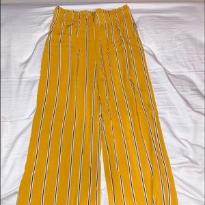 abercrombie and fitch yellow flowy pants